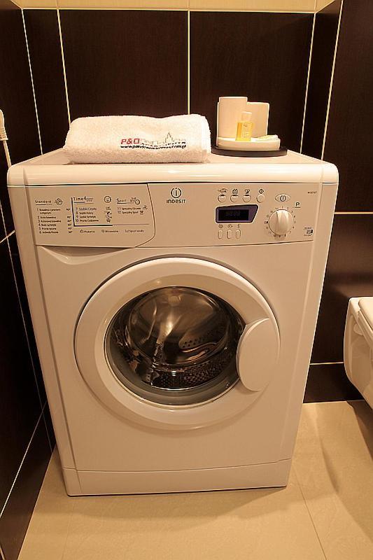 P&O Serviced Apartments Gdanski Station Varşova Dış mekan fotoğraf