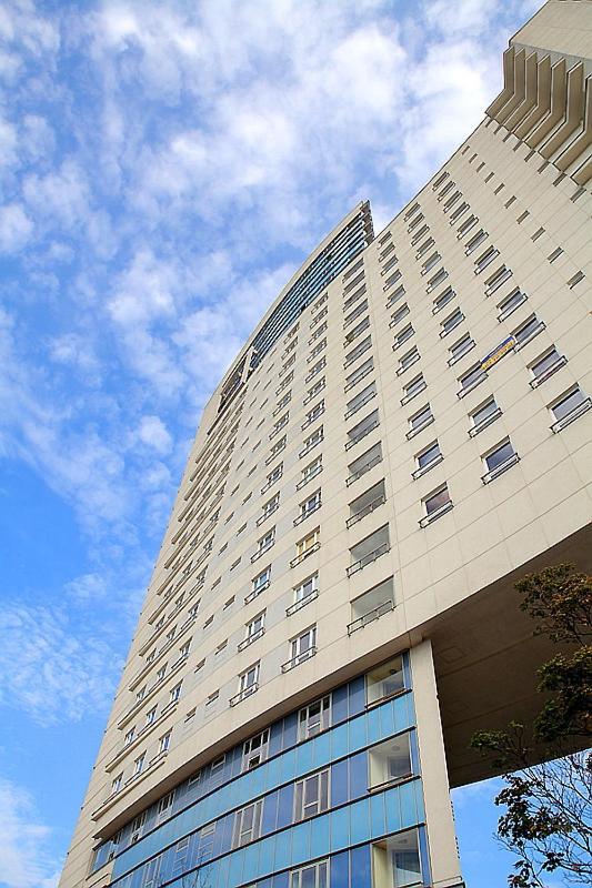 P&O Serviced Apartments Gdanski Station Varşova Dış mekan fotoğraf