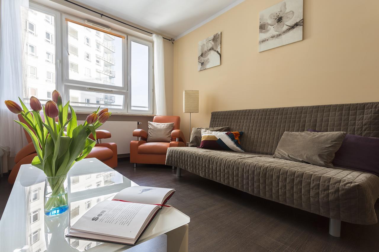 P&O Serviced Apartments Gdanski Station Varşova Dış mekan fotoğraf